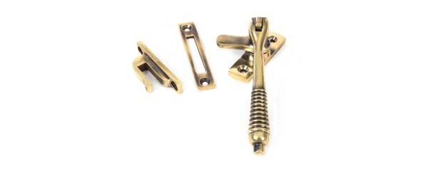 Aged Brass Reeded Fastener – Locking