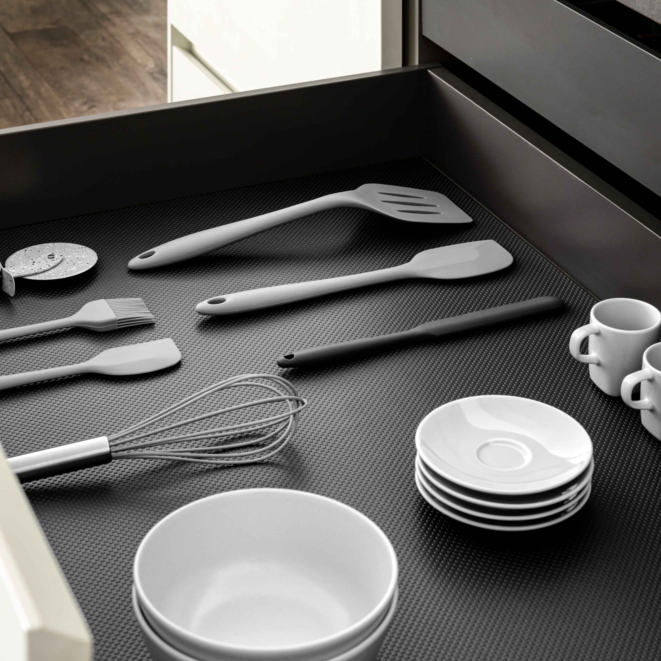 Website-ImagesQuest-Website-ImagesCabinet-FittingsImagesNon-Slip-MatsPimple-In-Use