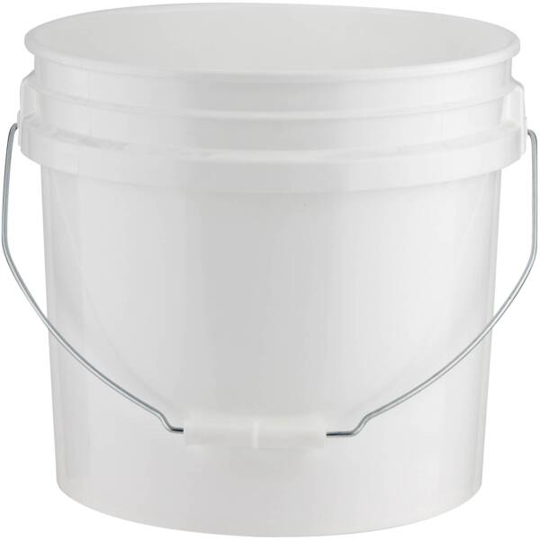 Plastic Pail With Lid 2.5L